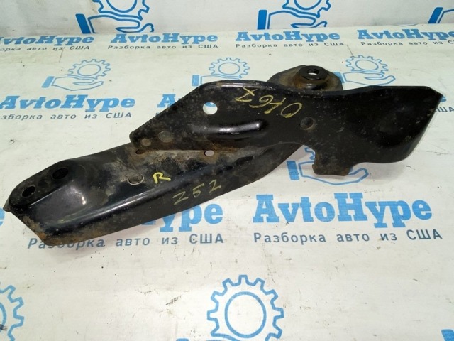 Кронштейн задней балки 554511AA0A NISSAN