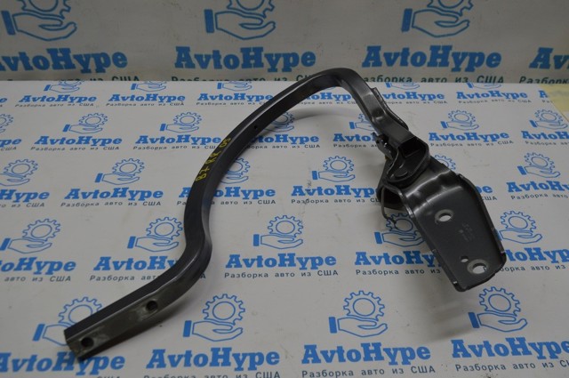VAG 561827302C Петля крышки багажника в наличии Киев