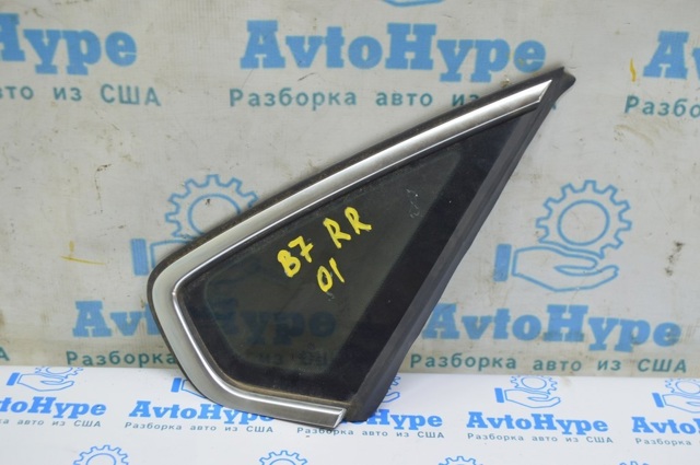 Стекло кузова/багажного отсека, правое 561845298JNVB VAG