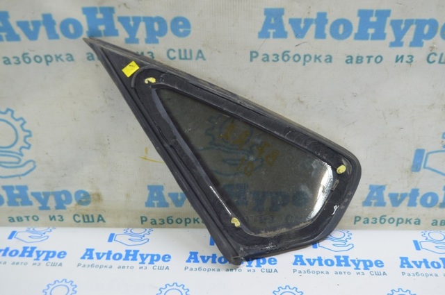 561845298JNVB VAG Стекло кузова (багажного отсека) правое купить в Павлоград