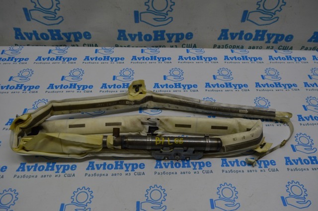 VAG 561880741C Шторка боковая, левая в наличии Харьков