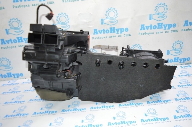 Корпус печки в сборе 561898063 VAG