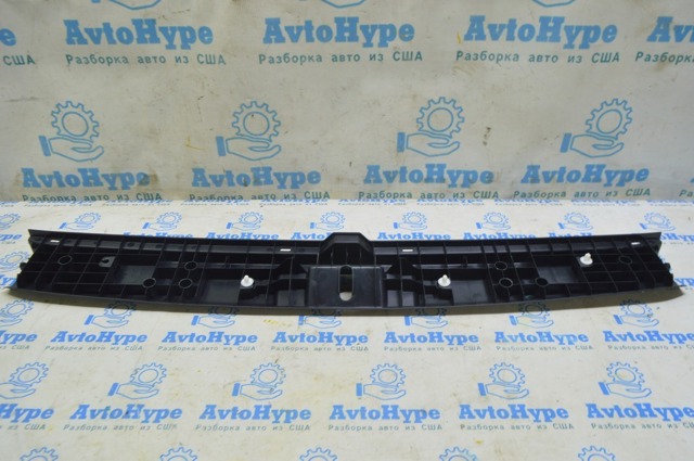 TOYOTA 583870E090C0 Облицовка задней панели багажника в наличии Киев