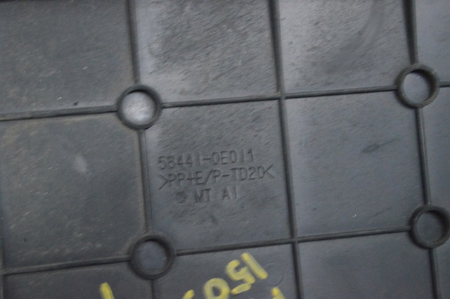 TOYOTA 584410E011 в наличии Одесса