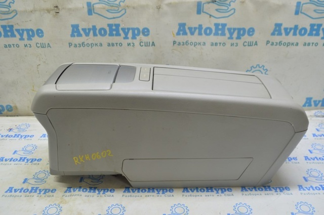 Консоль панели приборов 5881048170A0 TOYOTA