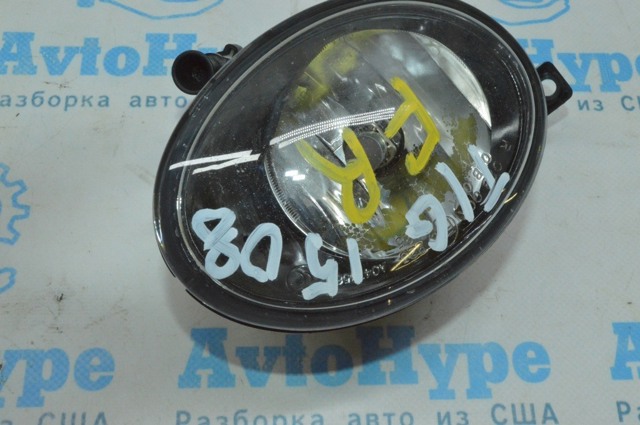 Противотуманка правая 5K0941700F VAG