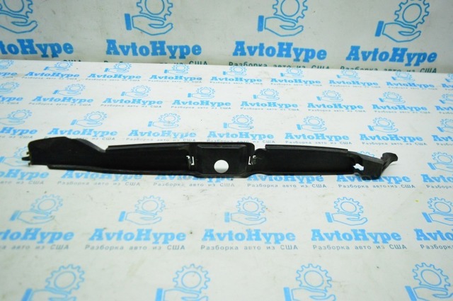 5N0821112 VAG Уплотнитель крыла купить в Чернигов