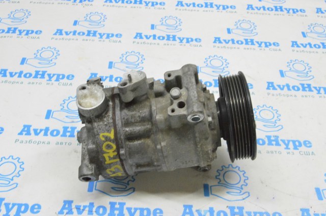 Насос кондиционера 5Q0820803F VAG