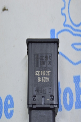 VAG 5Q0919237 Замок отключения (деактивации) подушки безопастности пассажира в наличии Ровно