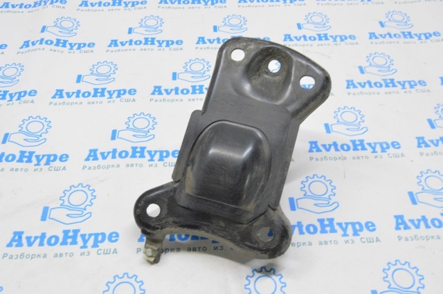 5QM501546 Кронштейн задней балки купить Тернополь