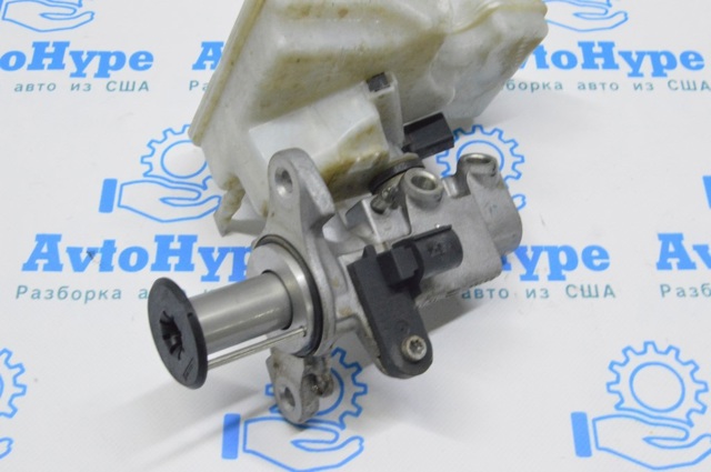 5QM614019C Главный тормозной цилиндр купить Хмельницкий