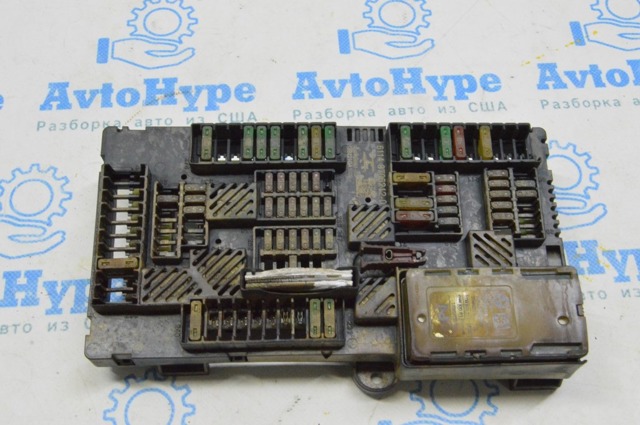 61148706212 BMW Блок предохранителей задний салонный купить в Черкассы