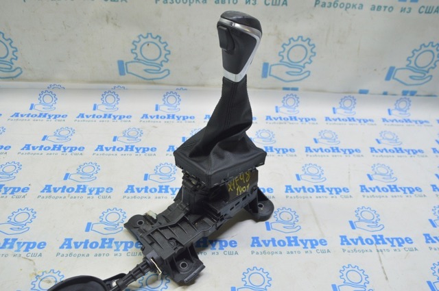 Рукоятка рычага КПП 61319391197 BMW