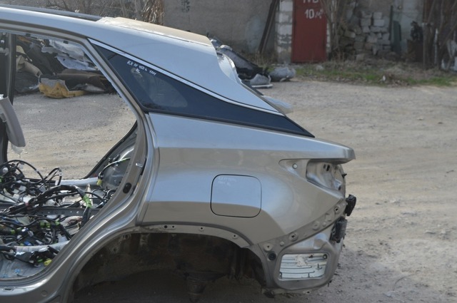Боковая часть задняя левая 616020E051 TOYOTA