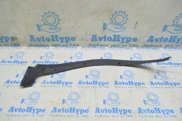 TOYOTA 616680E080 в наличии Днепр
