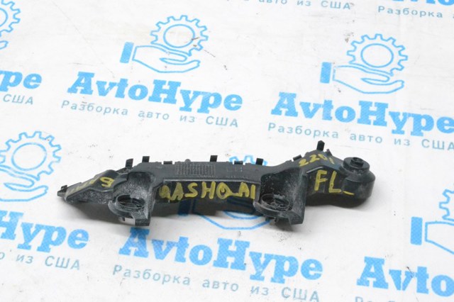 Направляющая переднего бампера, левая 622236UA0A NISSAN