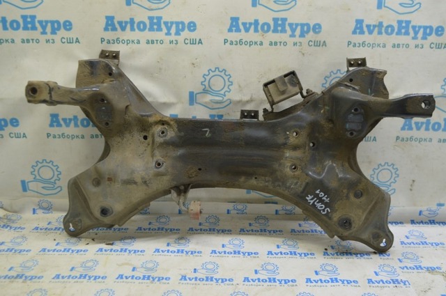 Передняя балка 624002T200 HYUNDAI