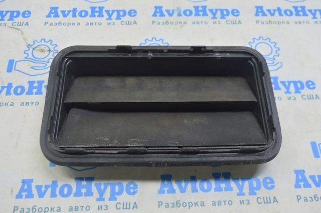 Люк заднего крыла 6294012170 TOYOTA