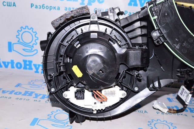 Электромотор печки 64119350395 BMW
