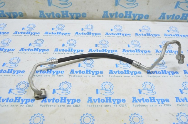 Шланг кондиционера, от компрессора к радиатору 64539213844 BMW