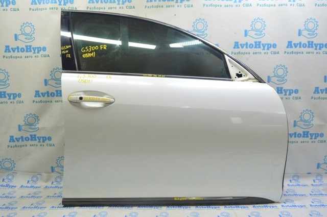 Пассажирская передняя дверь 6700130840 TOYOTA