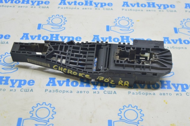 68084836AF Держатель наружной ручки двери задней правой купить Украина