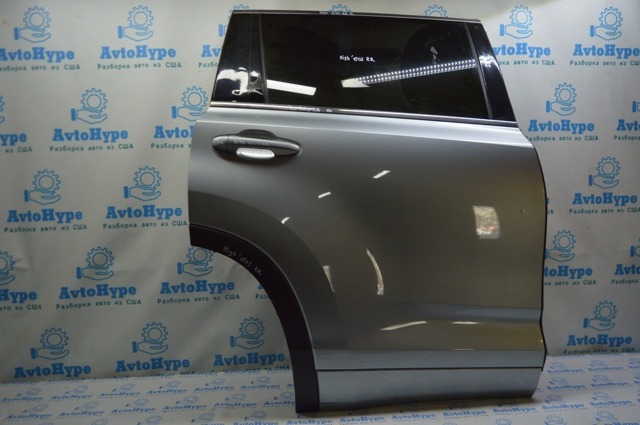 Стекло задней правой двери 681030E050 TOYOTA