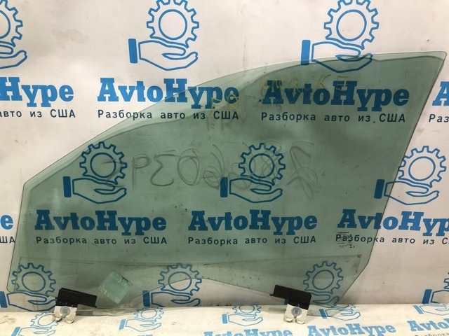 68104584AC Стекло двери передней правой купить Львов