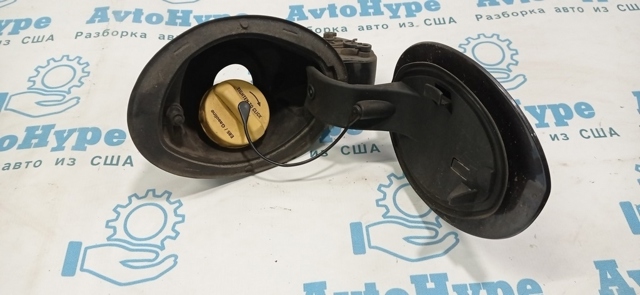CHRYSLER 68137577AA Лючок бензобака (топливного бака) в наличии Каменское