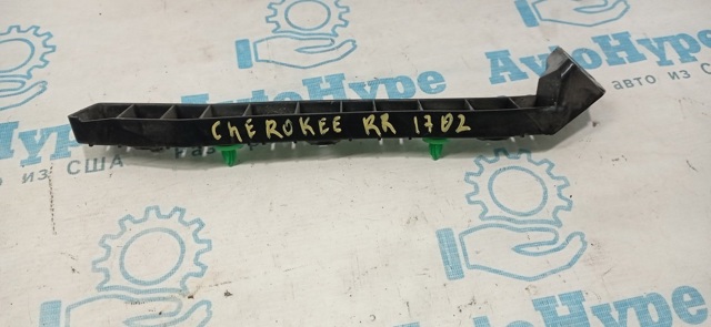 Кронштейн бампера заднего, внешний правый 68138414AC CHRYSLER