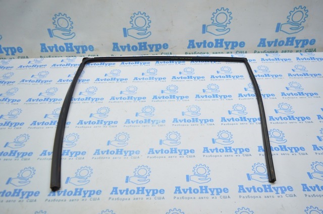 TOYOTA 68142AC030 в наличии Полтава