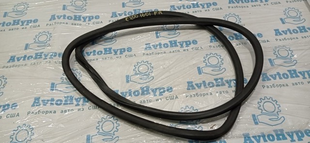 Уплотнитель двери передней, на (кузове) 68145007AB CHRYSLER