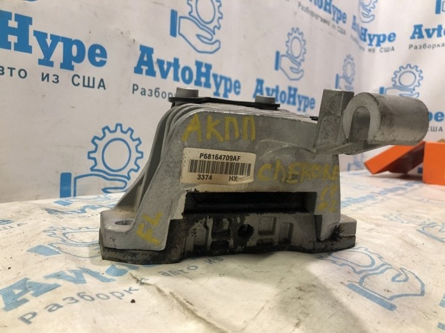 68164709AF CHRYSLER Подушка (опора) двигателя левая купить в Ровно