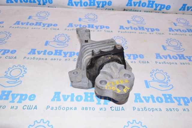 Подушка (опора) двигателя, левая 68190606AE CHRYSLER