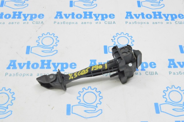 Уплотнитель двери задней, (на двери) 68225188AB CHRYSLER