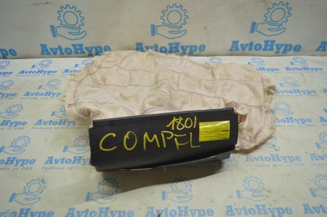 Подушка безопасности, пассажирская 68242369AE CHRYSLER