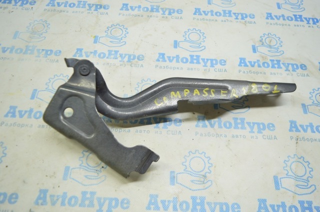 Завес капота, правый 68244074AA CHRYSLER