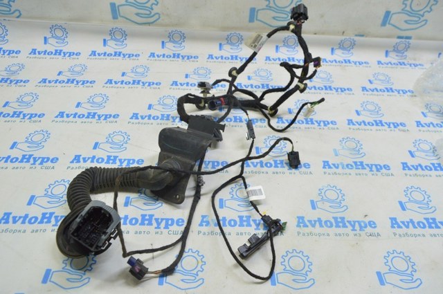 CHRYSLER 68245864AA в наличии Винница