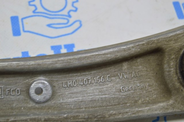Завеса капота левая 68246435AA CHRYSLER