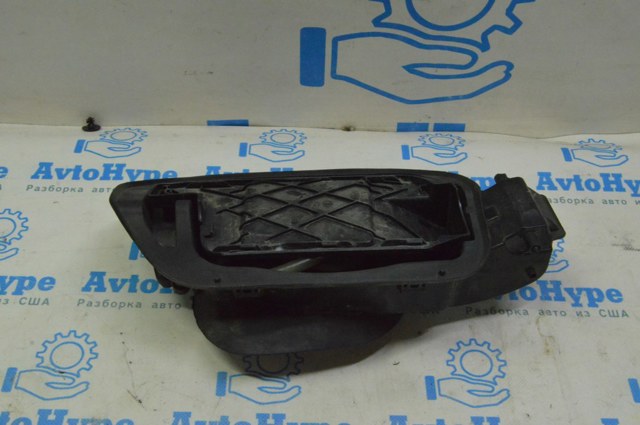 Кулак поворотный передний левый 68251821AA CHRYSLER