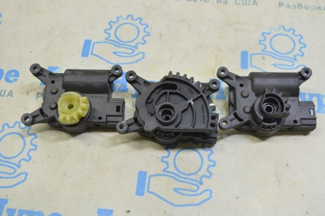 68266033AA CHRYSLER купить в Ужгород