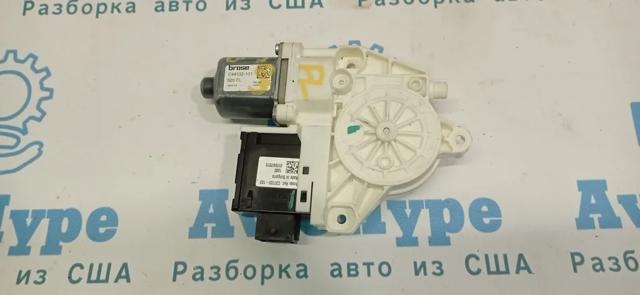 Стеклоподъемник передней двери 68268759AA CHRYSLER