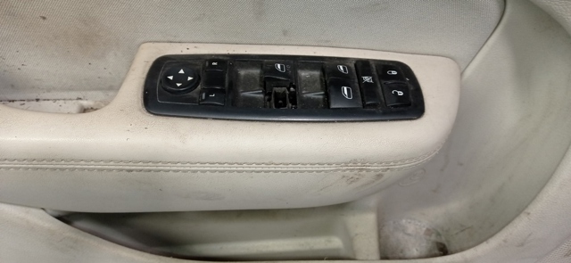 Кнопки переднего левого стекло подъемника 68271203AB CHRYSLER