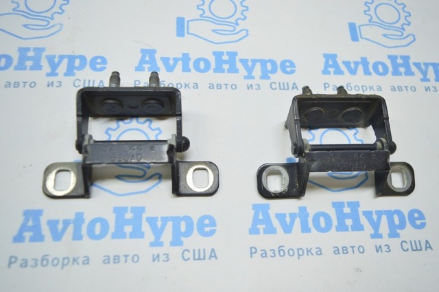 Петля двери задней (багажной 3/5-й) 68299175AA CHRYSLER