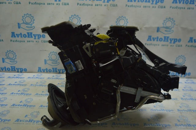 CHRYSLER 68350331AA Корпус печки в сборе в наличии Ирпень
