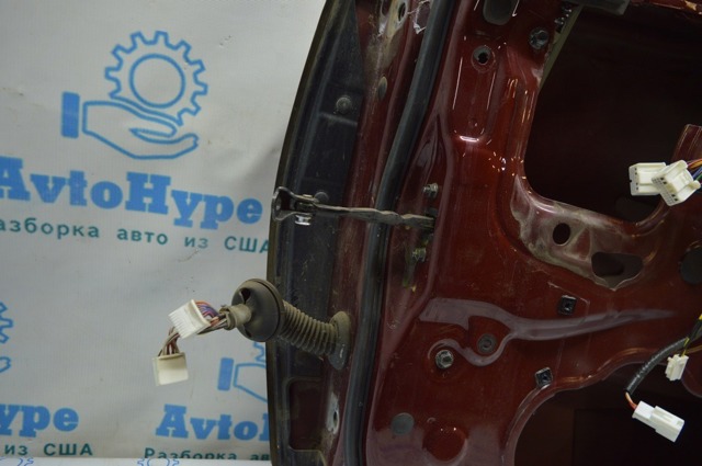 Ограничитель открывания двери, передний правый 6861050040 TOYOTA