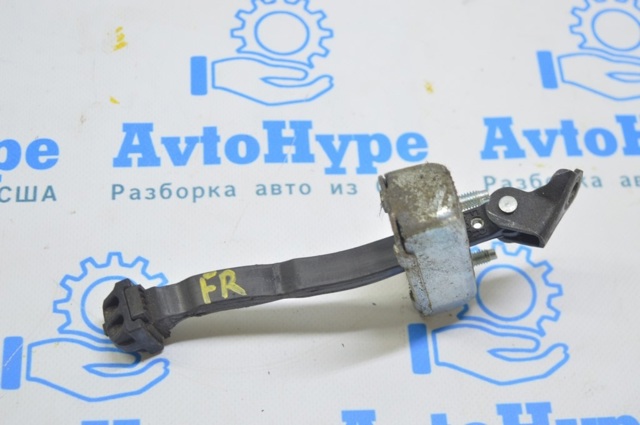 TOYOTA 6861053030 Ограничитель открывания двери передний правый в наличии Хмельницкий