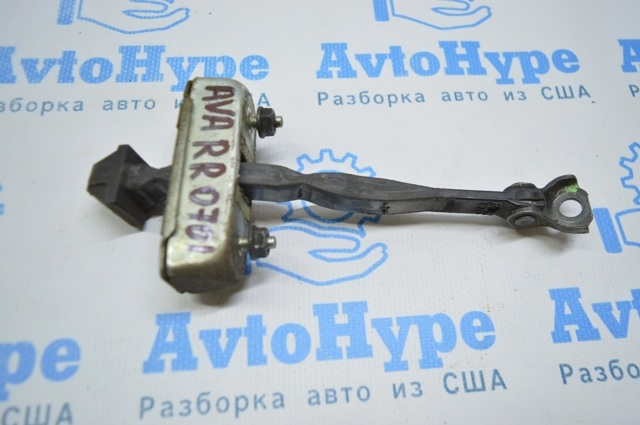 Ограничитель открывания двери, задний правый 68630AC020 TOYOTA