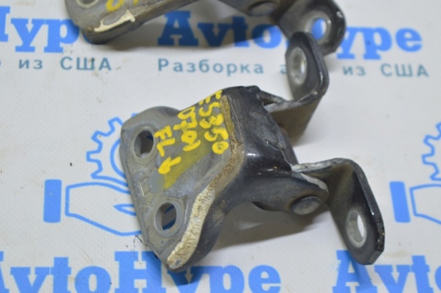 Завеса двери передней левой 6874033021 TOYOTA