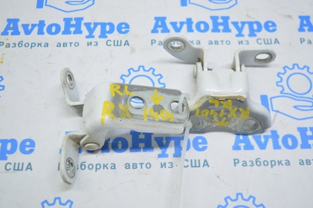 Петля задней двери, левой 6876020121 TOYOTA